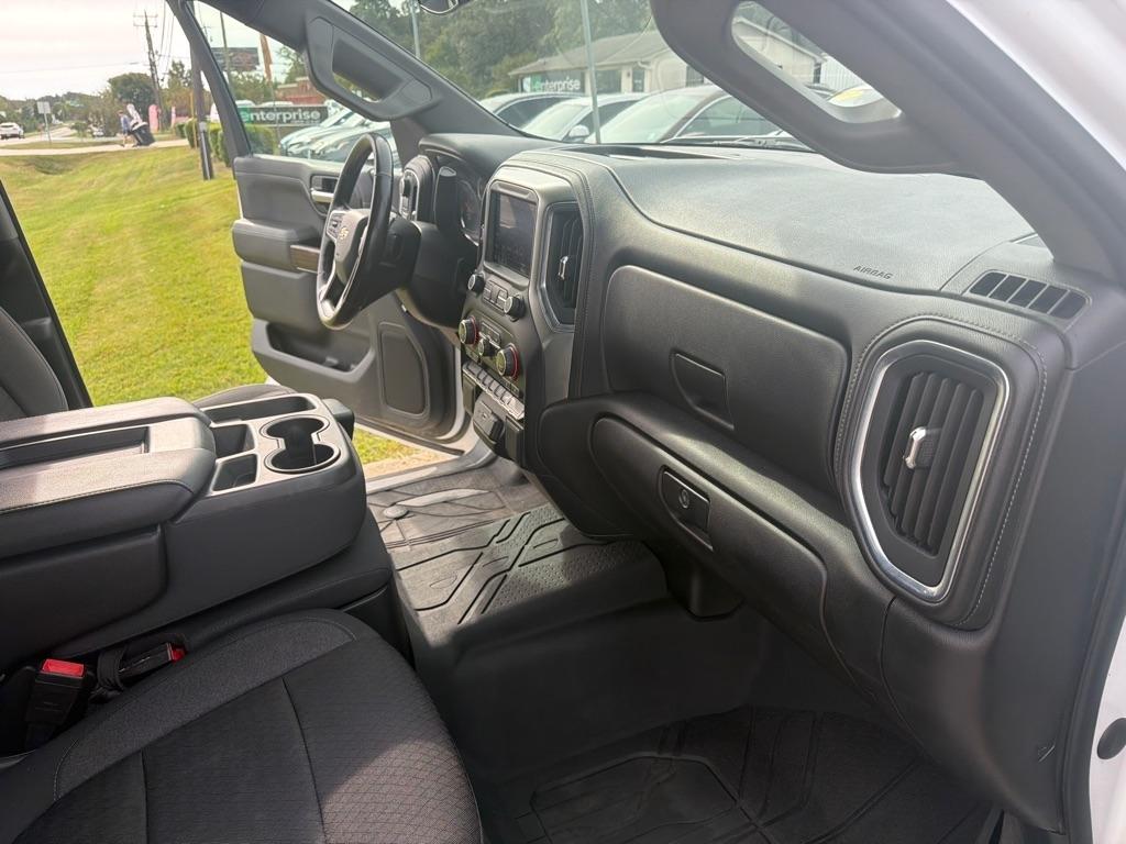 Chevrolet Silverado 1500 2WD Crew Cab 147" LT 2021