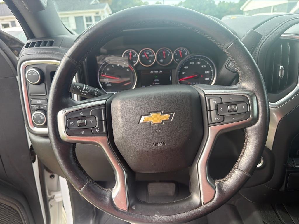Chevrolet Silverado 1500 2WD Crew Cab 147" LT 2021