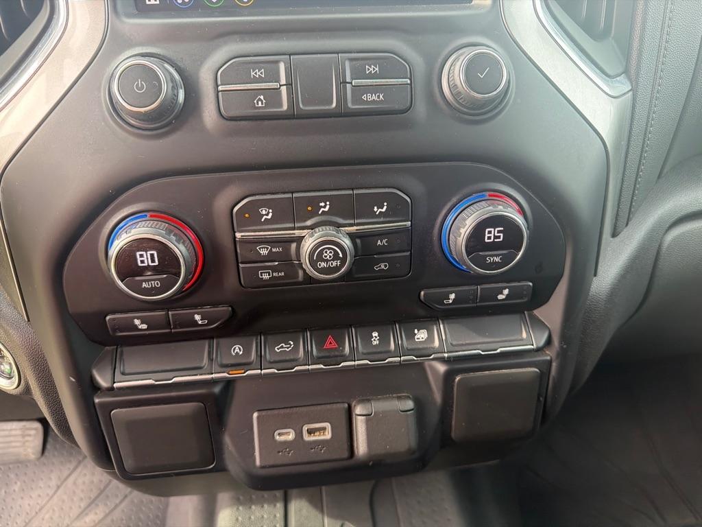 Chevrolet Silverado 1500 2WD Crew Cab 147" LT 2021