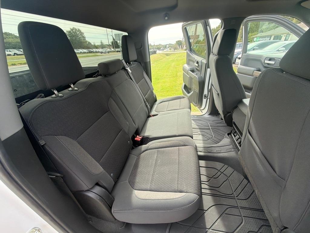 Chevrolet Silverado 1500 2WD Crew Cab 147" LT 2021