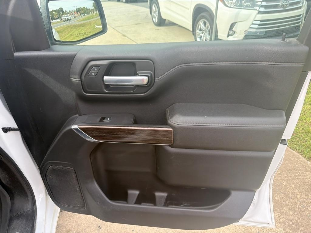 Chevrolet Silverado 1500 2WD Crew Cab 147" LT 2021