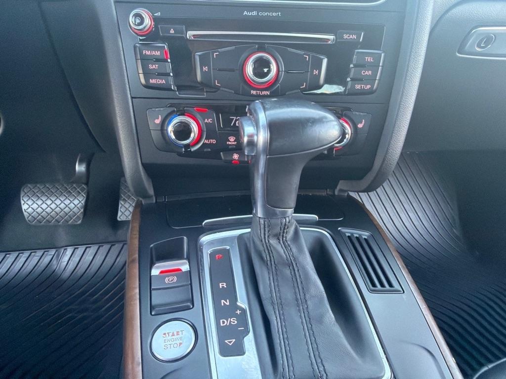 Audi A4 4dr Sdn Auto quattro 2.0T Premium Plus 2015