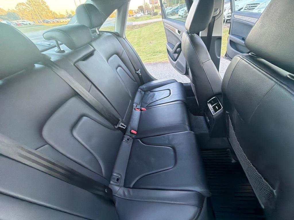 Audi A4 4dr Sdn Auto quattro 2.0T Premium Plus 2015