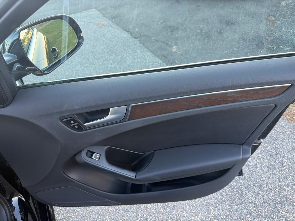 Audi A4 4dr Sdn Auto quattro 2.0T Premium Plus 2015