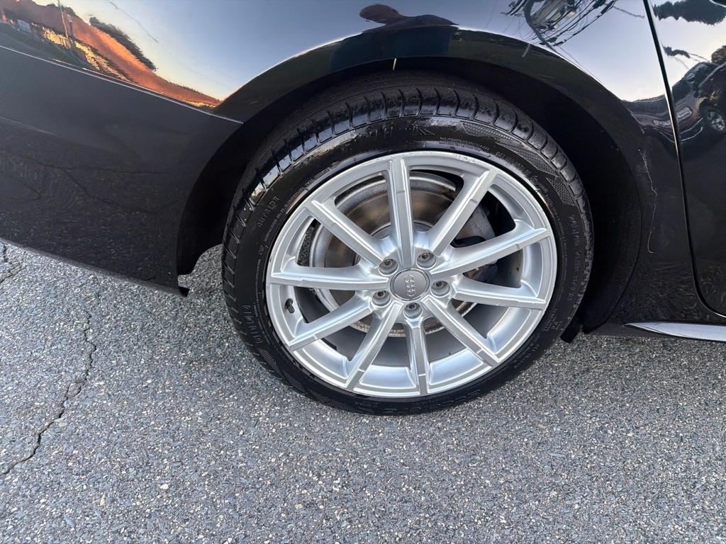 Audi A4 4dr Sdn Auto quattro 2.0T Premium Plus 2015
