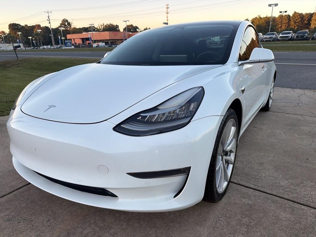 Tesla Model 3 Mid Range Battery RWD 2018