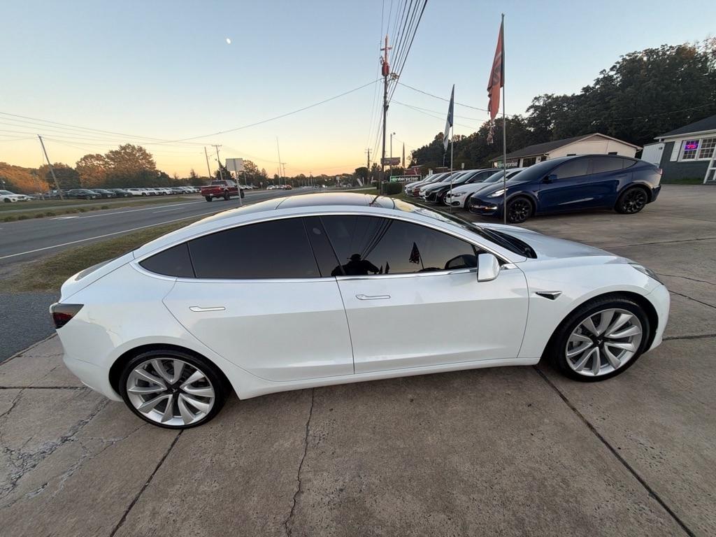 Tesla Model 3 Mid Range Battery RWD 2018