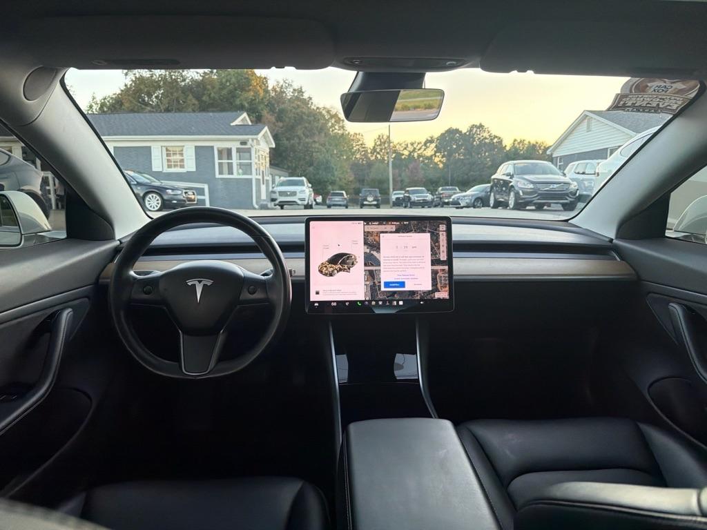 Tesla Model 3 Mid Range Battery RWD 2018