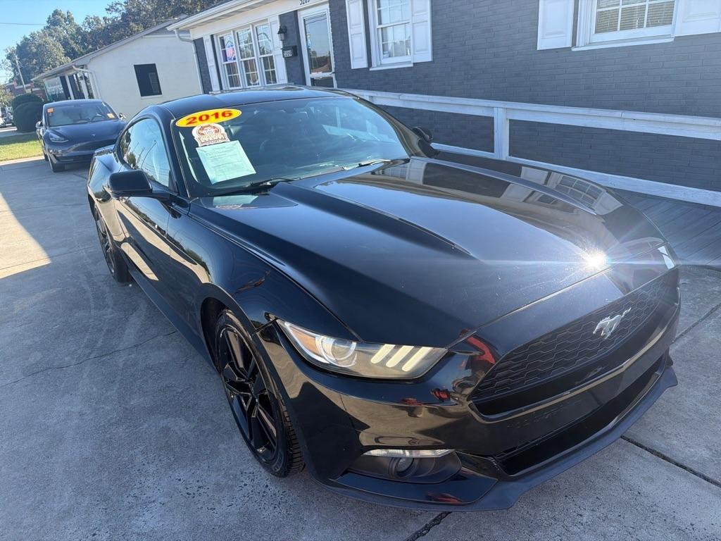 Ford Mustang 2dr Fastback EcoBoost 2016