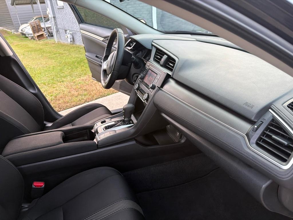 Honda Civic Sedan LX CVT 2018