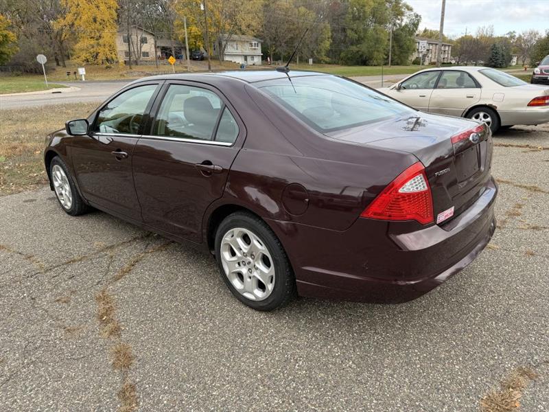 Ford Fusion I4 SE 2011