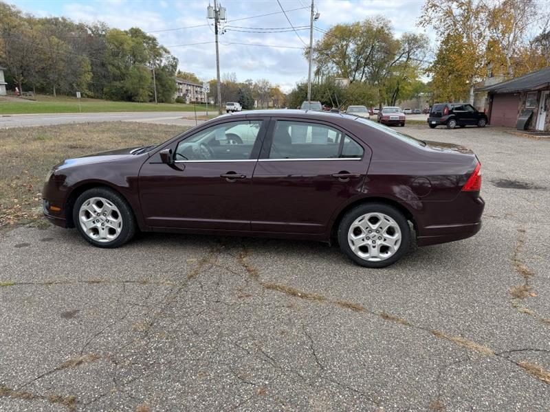 Ford Fusion I4 SE 2011
