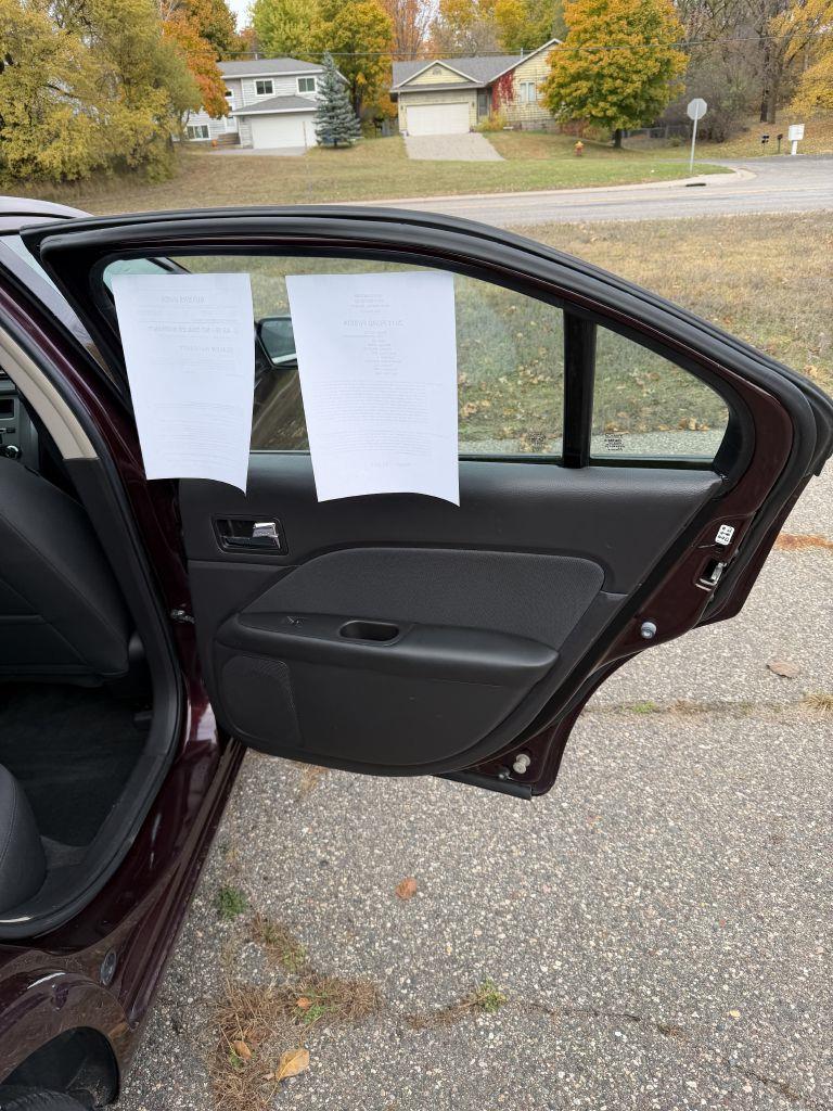 Ford Fusion I4 SE 2011