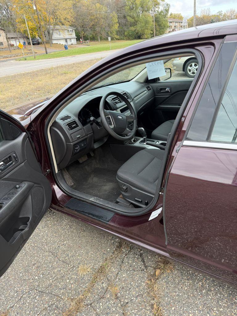 Ford Fusion I4 SE 2011