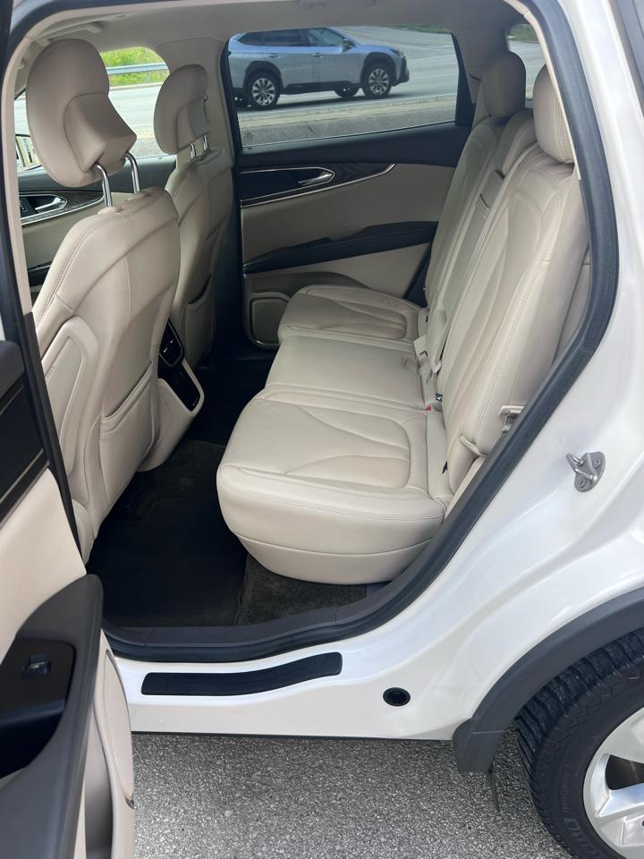2017 Lincoln MKX Reserve - Photo 9