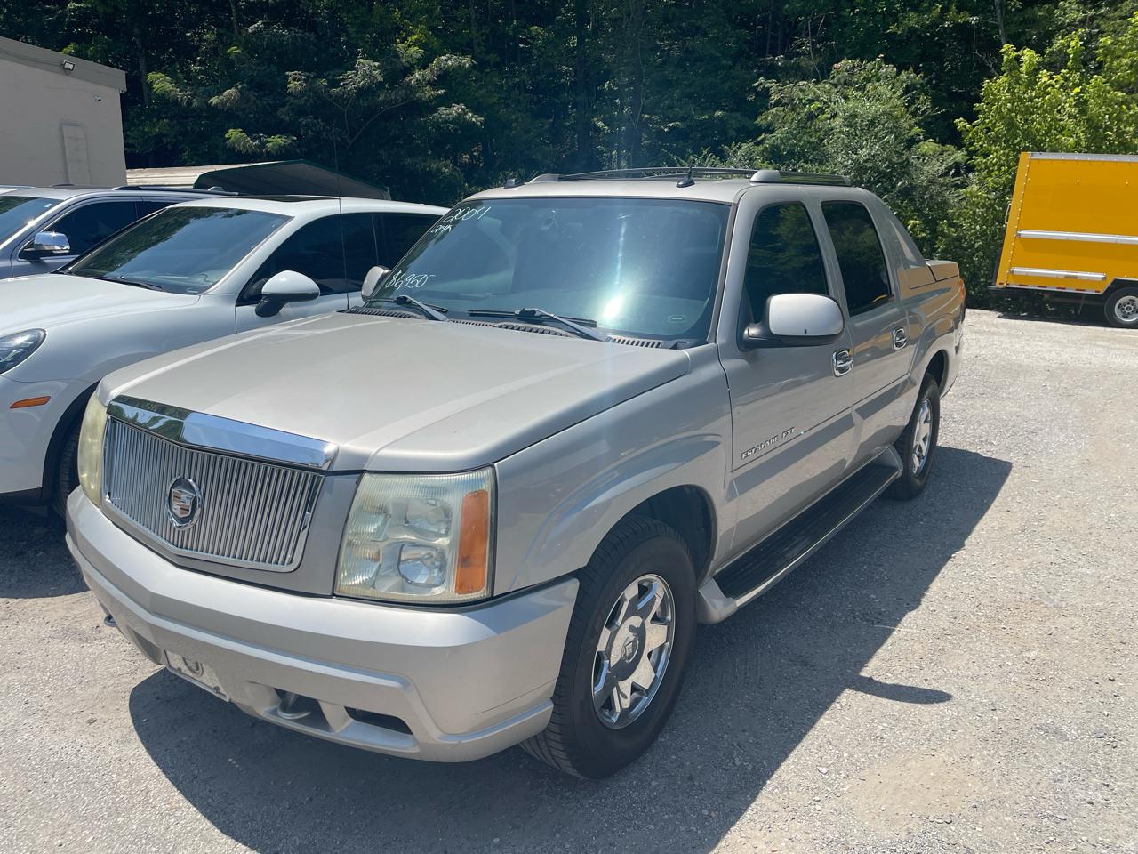 2004 Cadillac Escalade EXT Sport Utility Truck