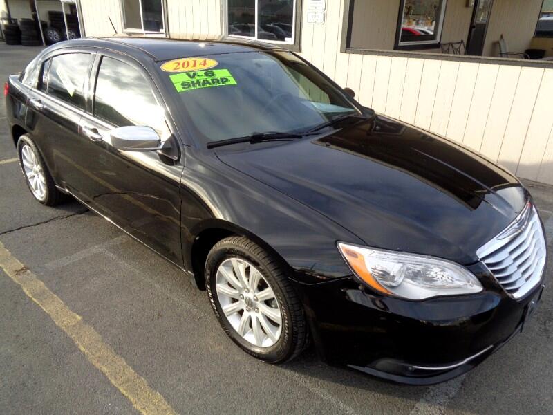 2014 Chrysler 200 4dr Sdn Limited FWD