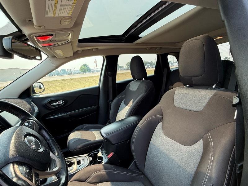 Jeep Cherokee Latitude 4WD 2014