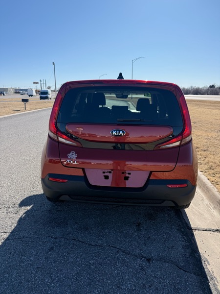 Kia Soul LX 2021
