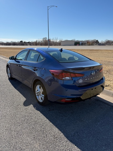 Hyundai Elantra SEL 2020