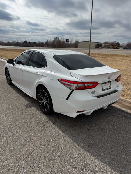 Toyota Camry SE 2018