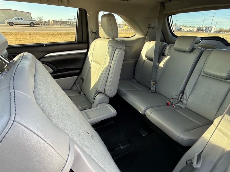 Toyota Highlander XLE 2017