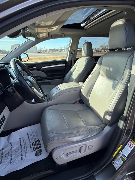 Toyota Highlander XLE 2017