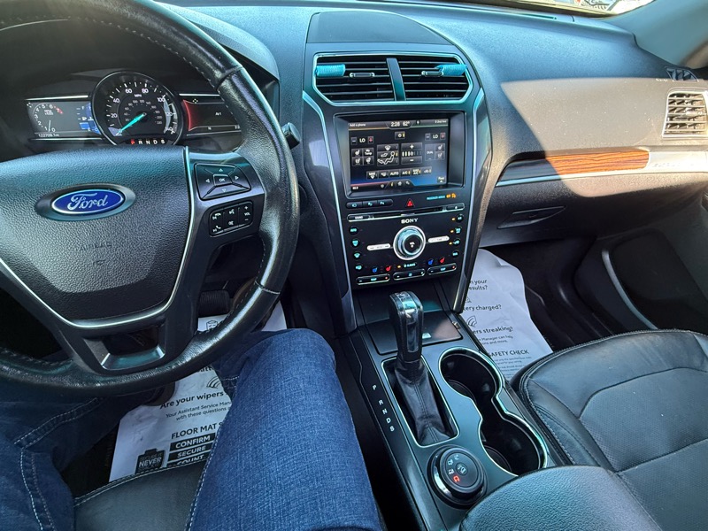 Ford Explorer Limited 4WD 2016