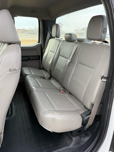 Ford F-150 XL 4WD 2017