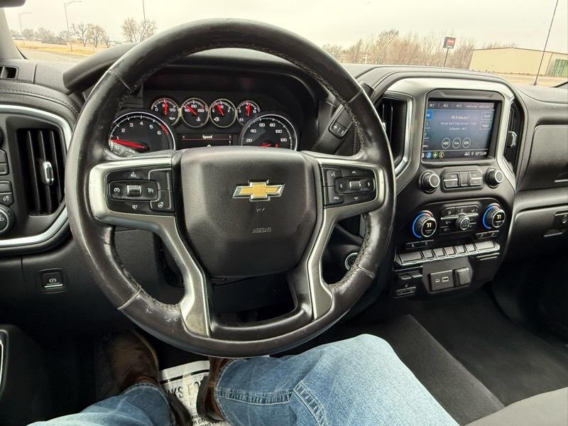 Chevrolet Silverado 1500 LT Crew Cab 4WD SWB 2019