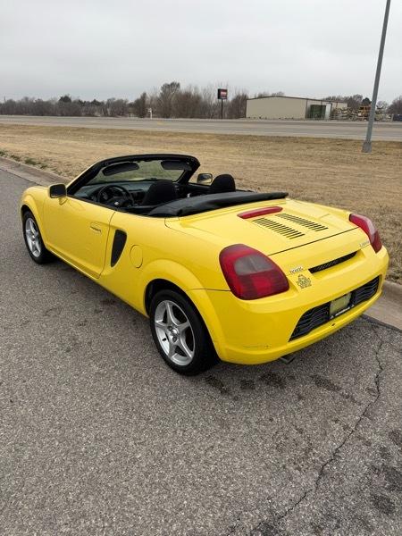 Toyota MR2 Spyder 2dr Conv Manual 2001