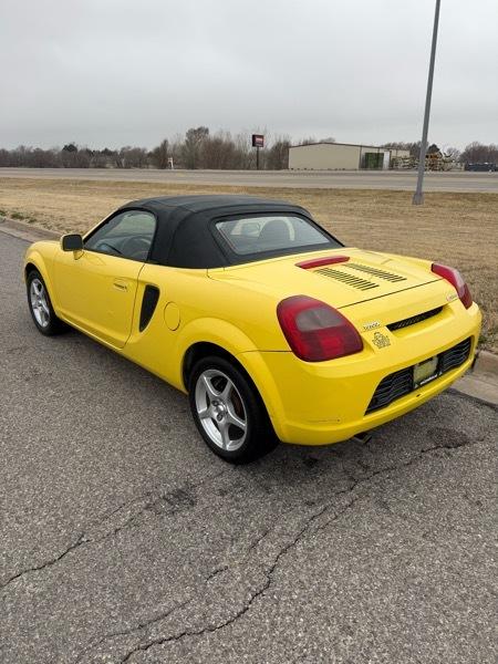 Toyota MR2 Spyder 2dr Conv Manual 2001