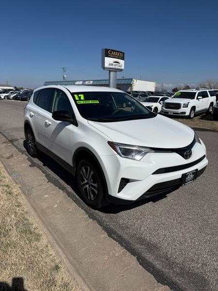 Toyota RAV4 LE AWD 2017