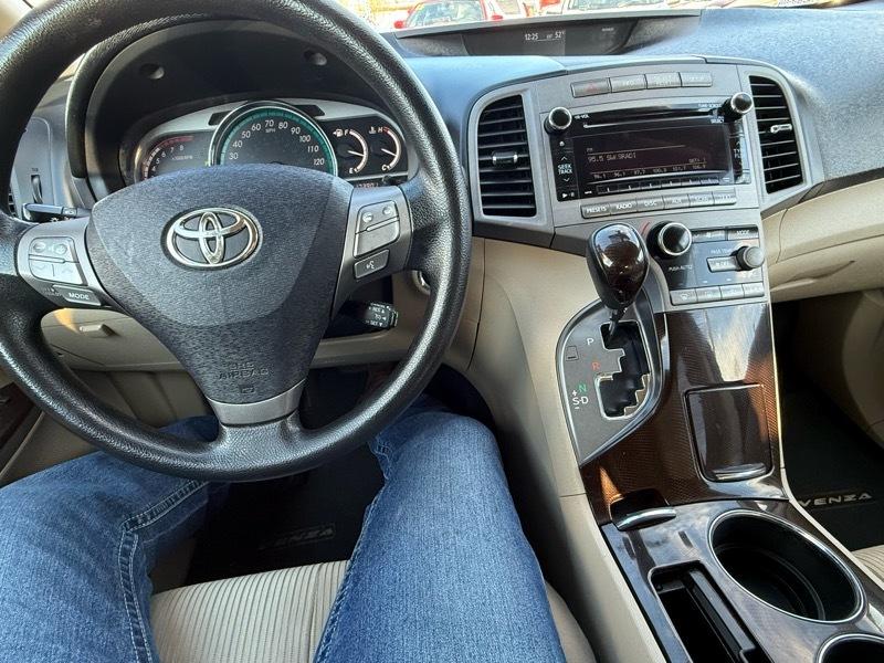 Toyota Venza AWD I4 2010