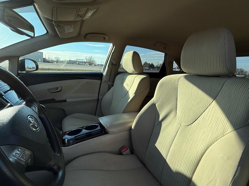 Toyota Venza AWD I4 2010