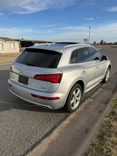 Audi Q5 2.0T Premium Plus quattro 2020