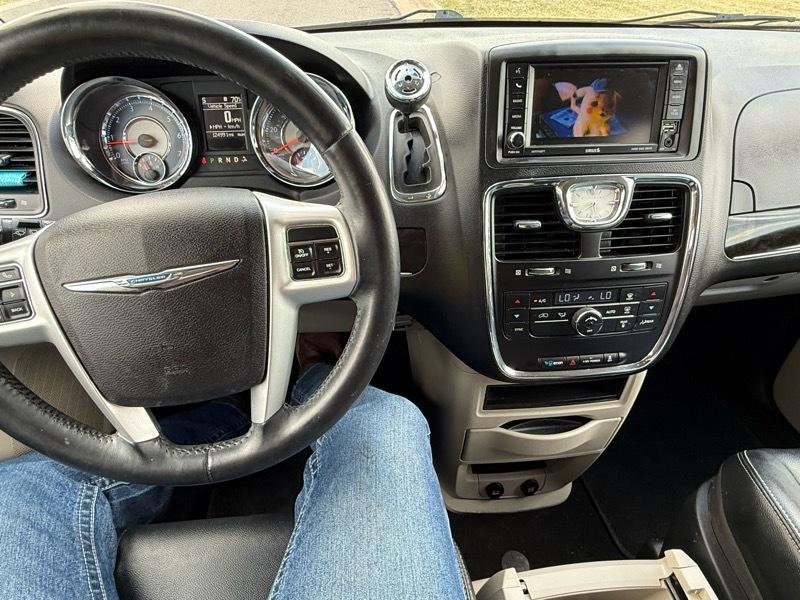 Chrysler Town & Country Touring 2014