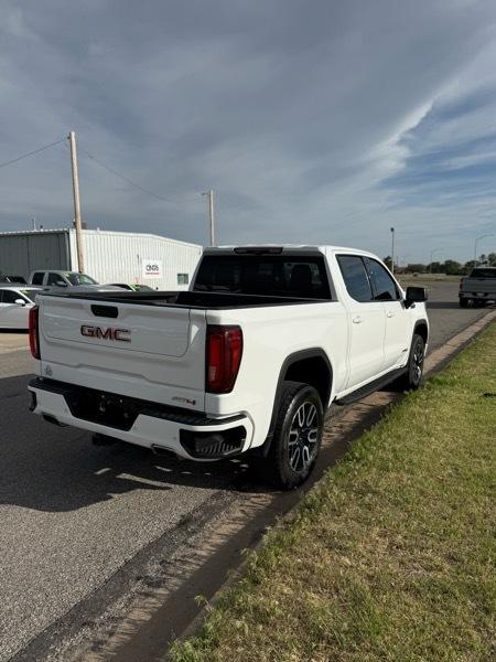 GMC Sierra 1500 AT4 Crew Cab 4WD 2021