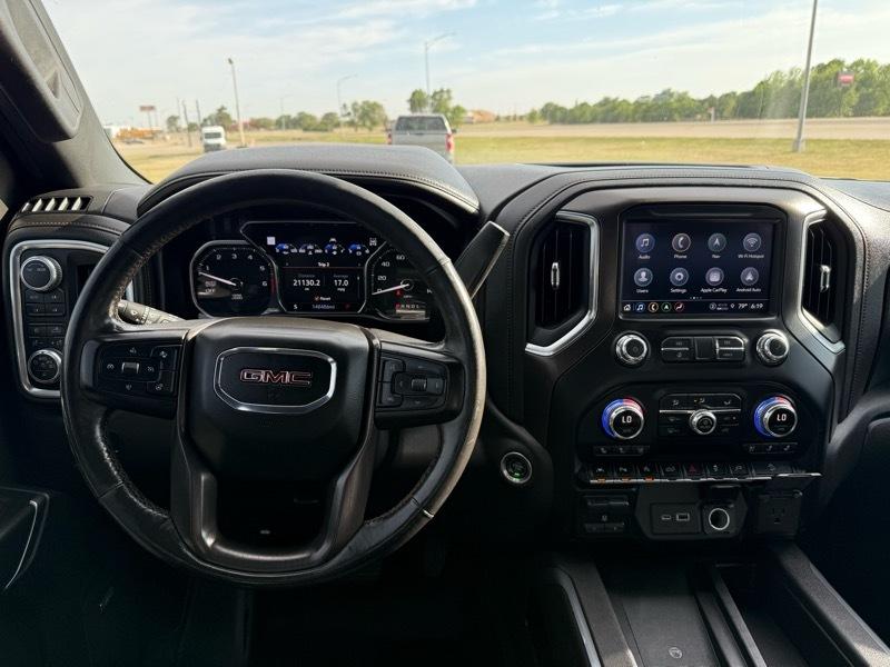 GMC Sierra 1500 AT4 Crew Cab 4WD 2021