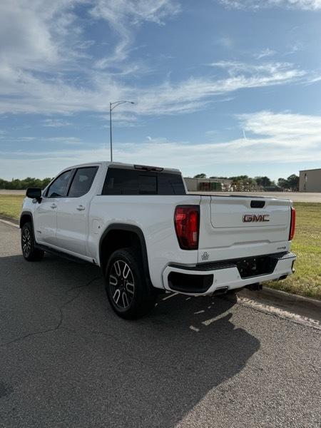 GMC Sierra 1500 AT4 Crew Cab 4WD 2021