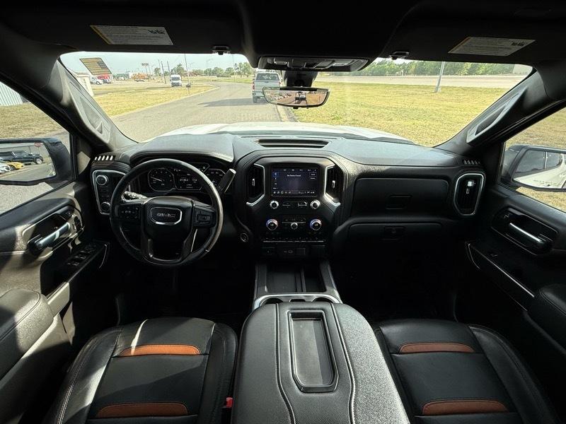 GMC Sierra 1500 AT4 Crew Cab 4WD 2021