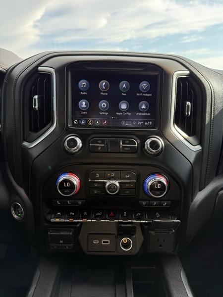 GMC Sierra 1500 AT4 Crew Cab 4WD 2021