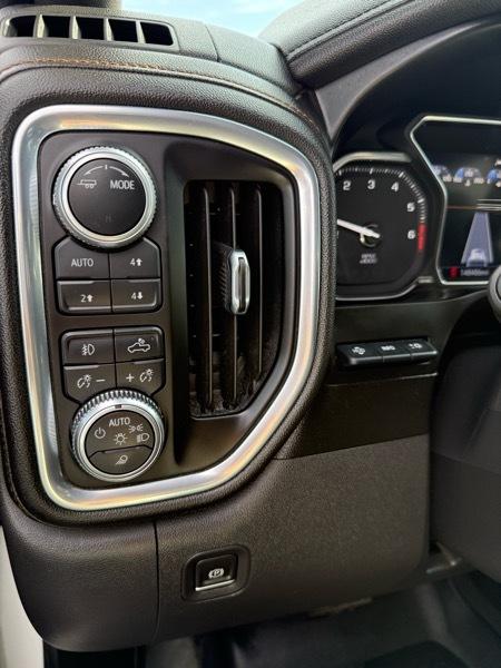 GMC Sierra 1500 AT4 Crew Cab 4WD 2021