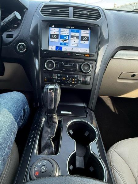 Ford Explorer XLT 4WD 2018