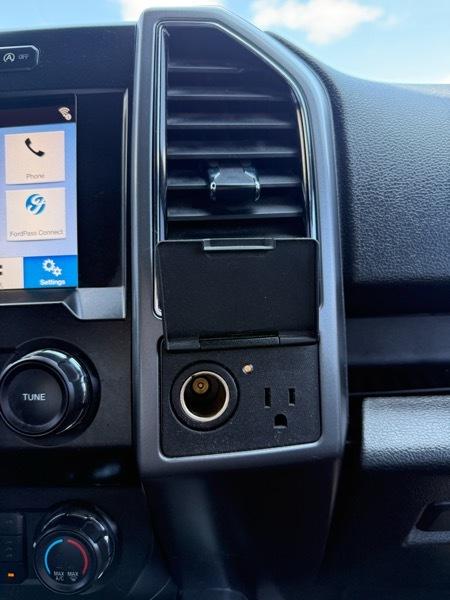 Ford F-150 XLT 4WD 2019