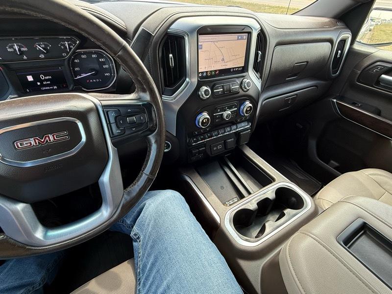 GMC Sierra 1500 SLT Crew Cab 4WD 2020