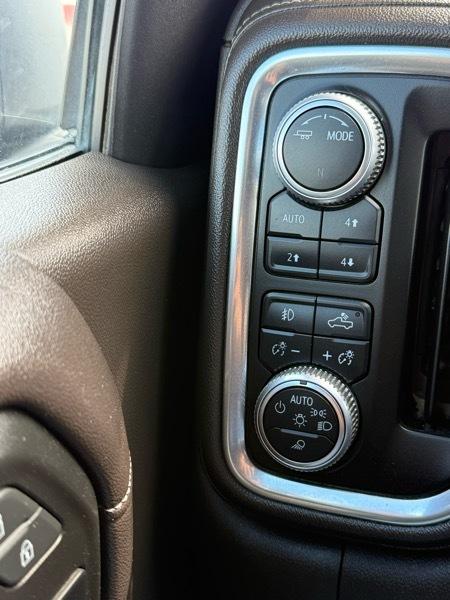 GMC Sierra 1500 SLT Crew Cab 4WD 2020