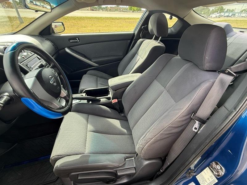 Nissan Altima 2.5 S Coupe 2009