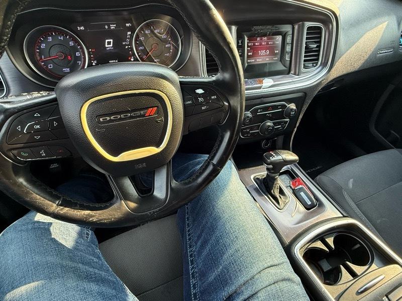 Dodge Charger SE 2015