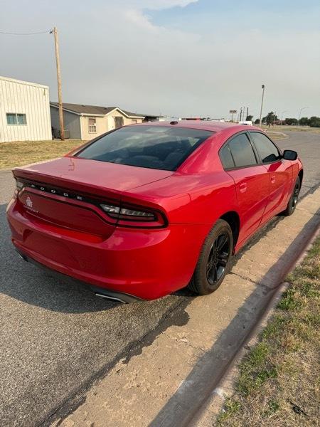 Dodge Charger SE 2015